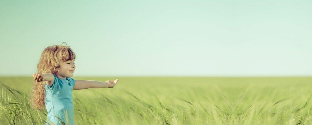 Girl-with-open-arms outside